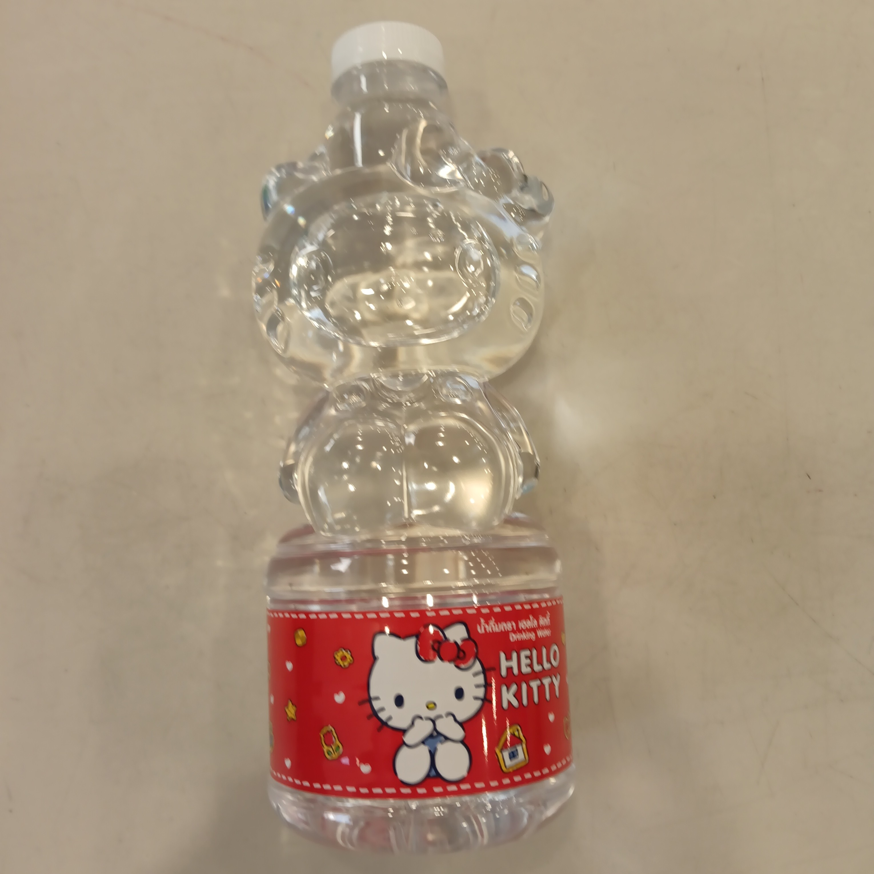 三丽鸥矿泉水红标