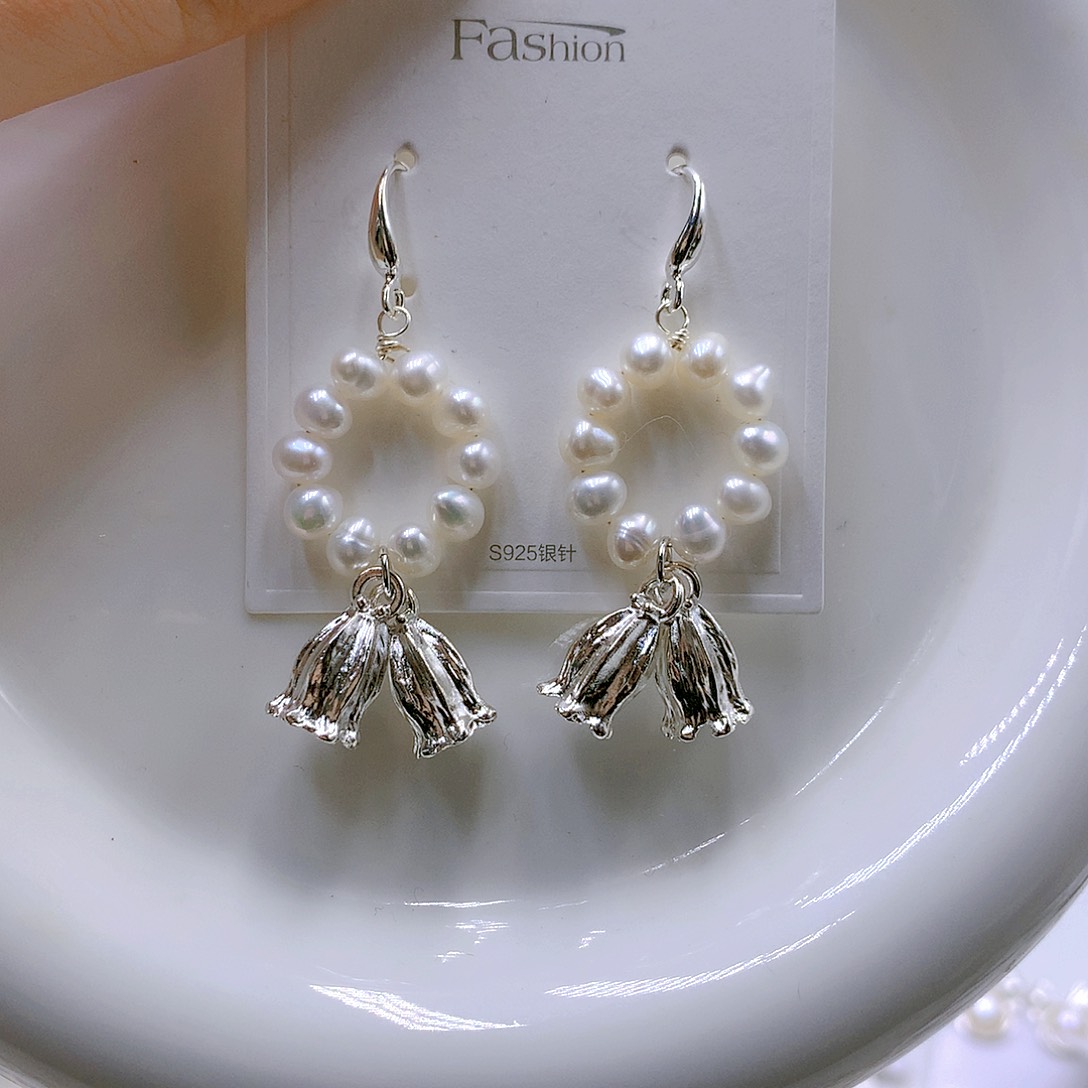 颈饰银S925镶嵌淡水珍珠