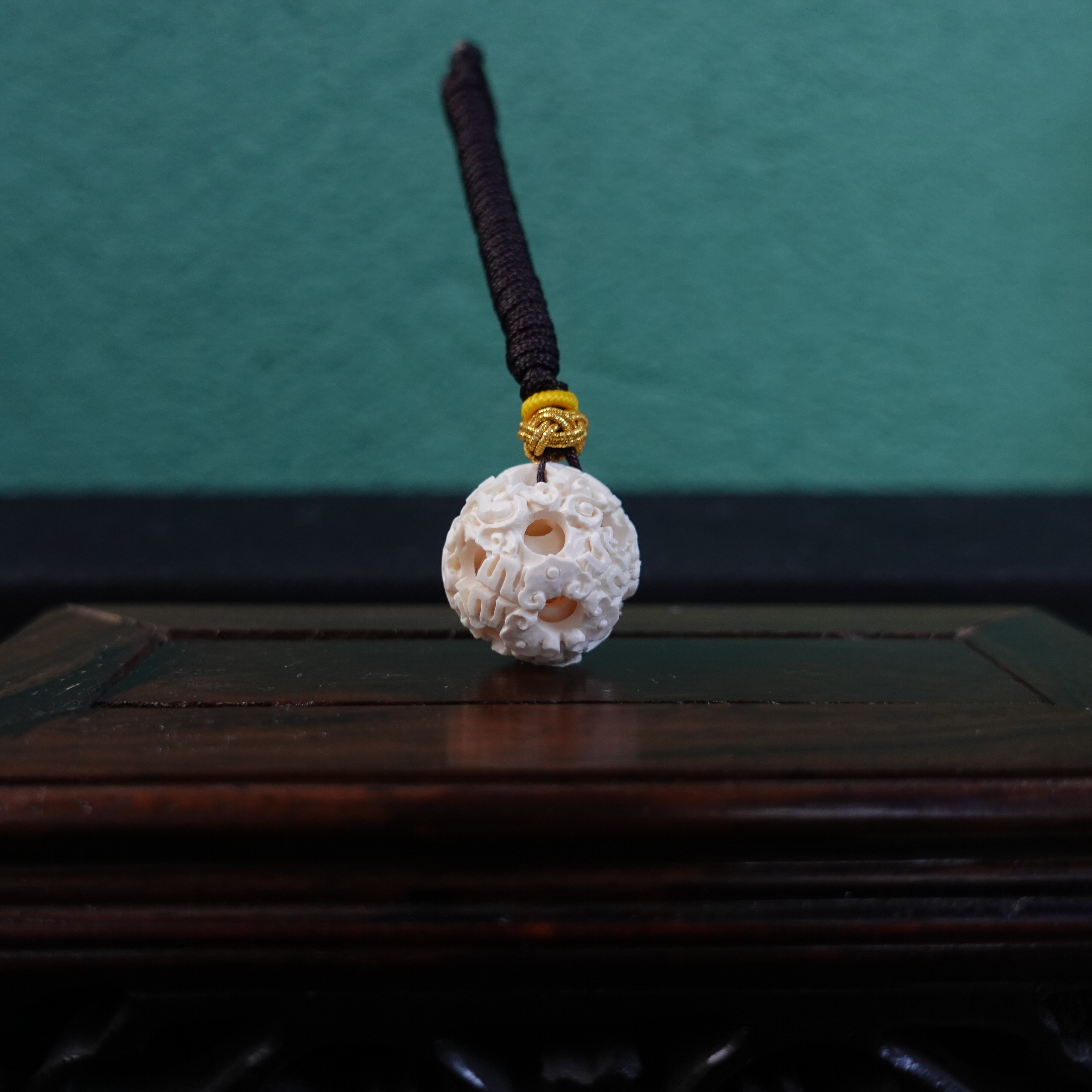 谢博宇(省大) 猛犸牙境界-厚德载物鬼工球 Y265