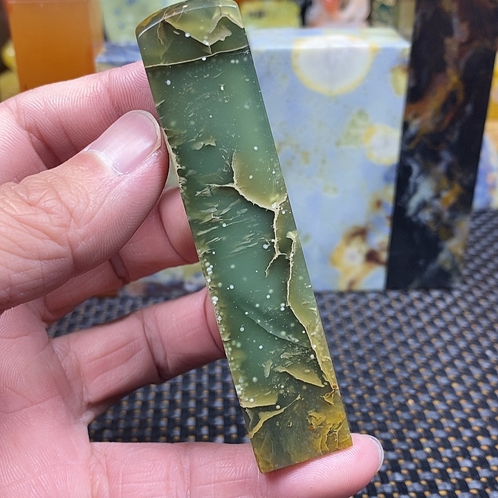 印石青田石云南花坑绿