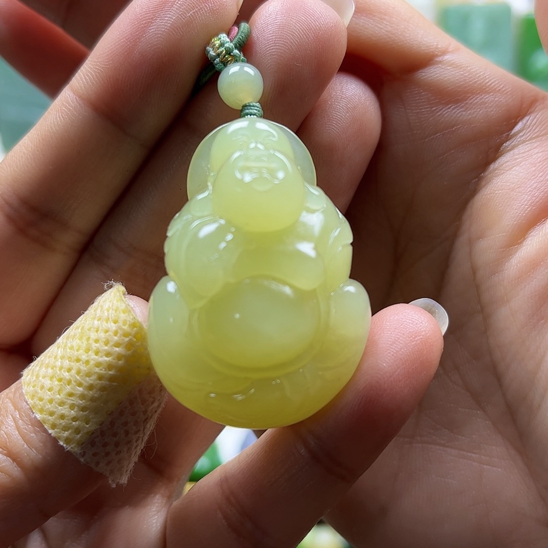 和田玉吊坠未镶嵌