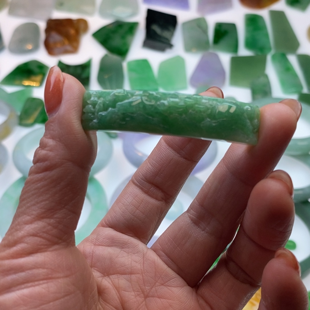 翡翠挂件未镶嵌天然翡翠