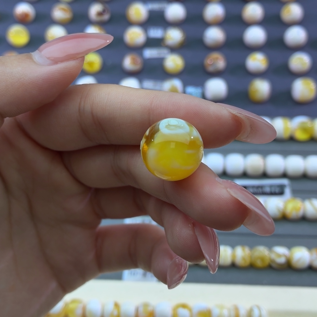 琥珀未镶嵌裸石蜜蜡15