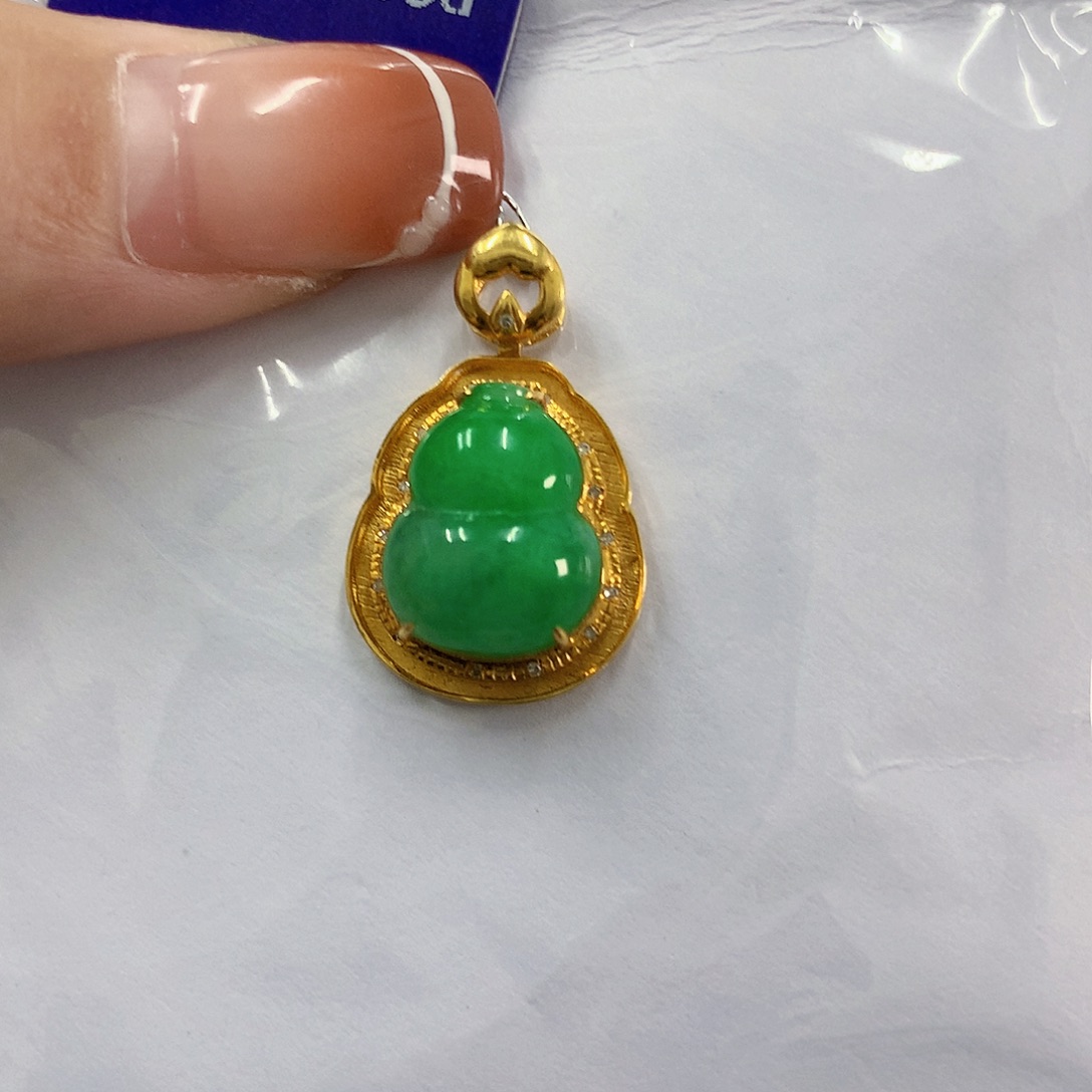 吊坠(不含链)18K金镶嵌翡翠