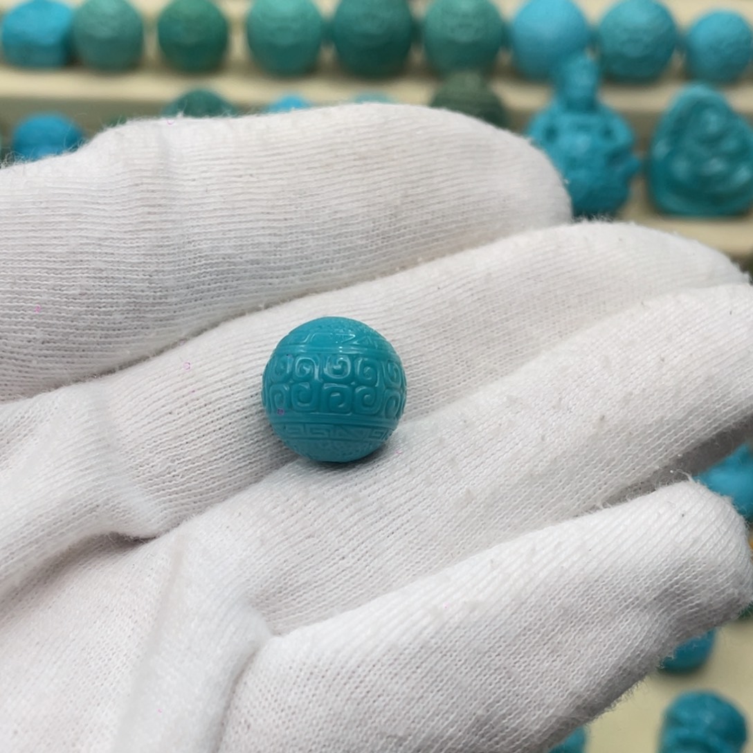 铁***情绿松石未镶嵌颈饰