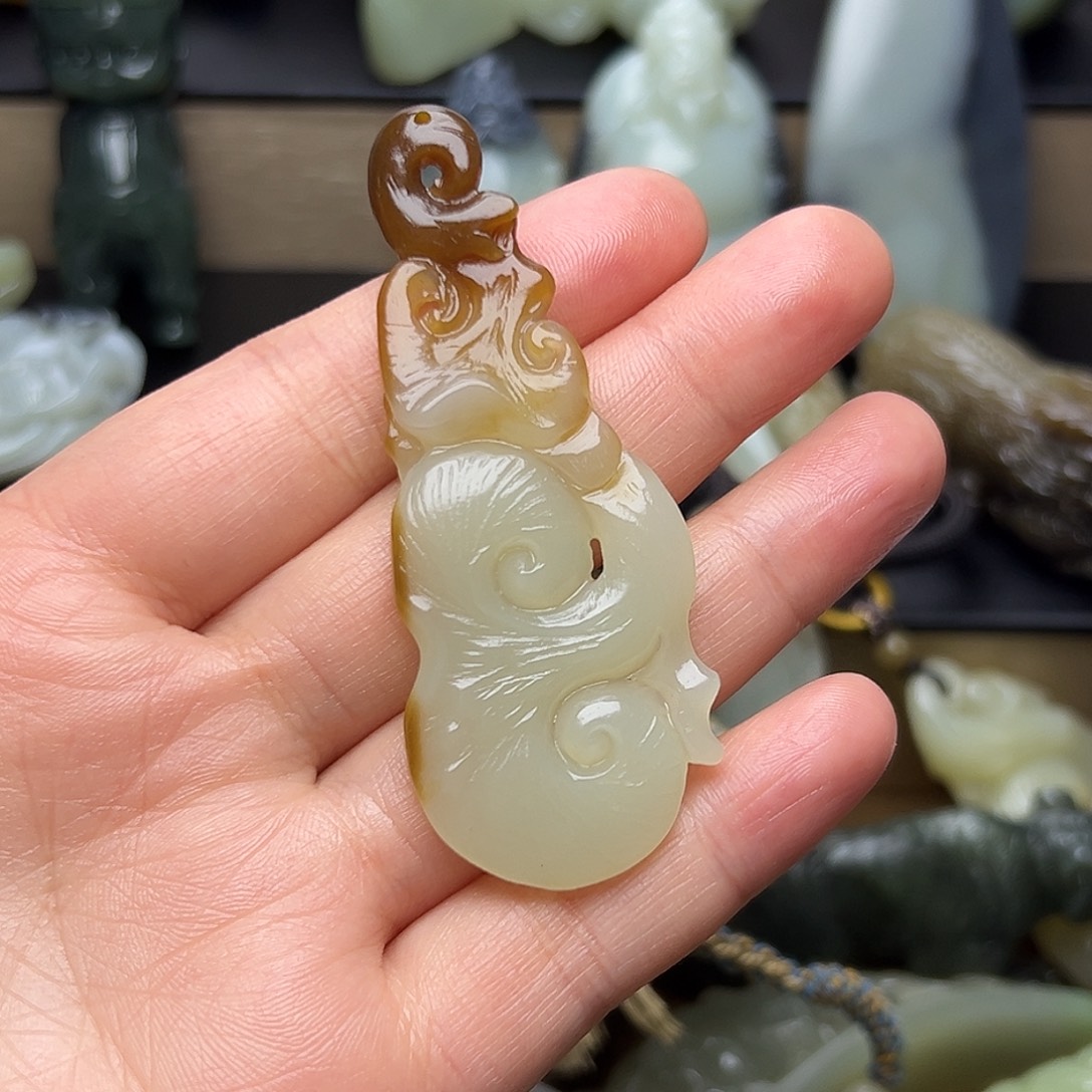 瑾***琅和田玉未镶嵌挂件