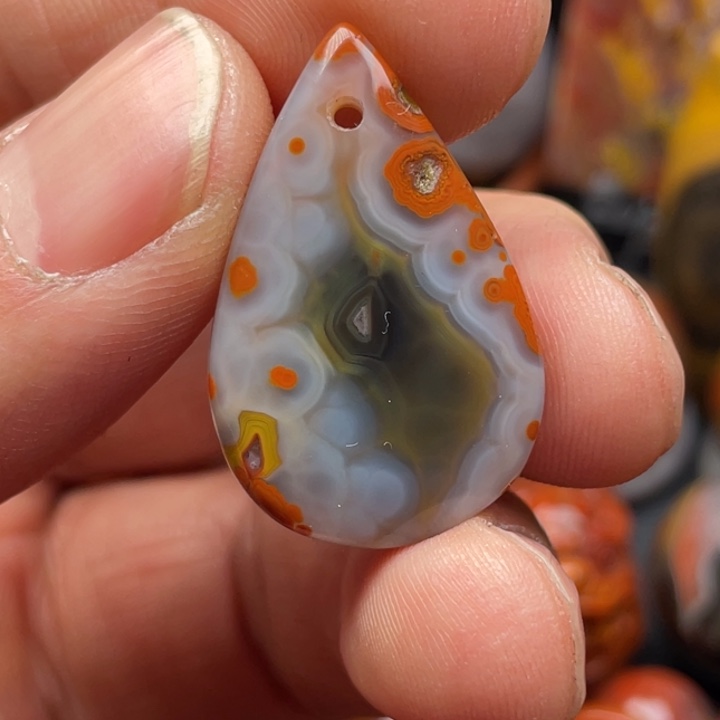 玛瑙/玉髓颈饰未镶嵌