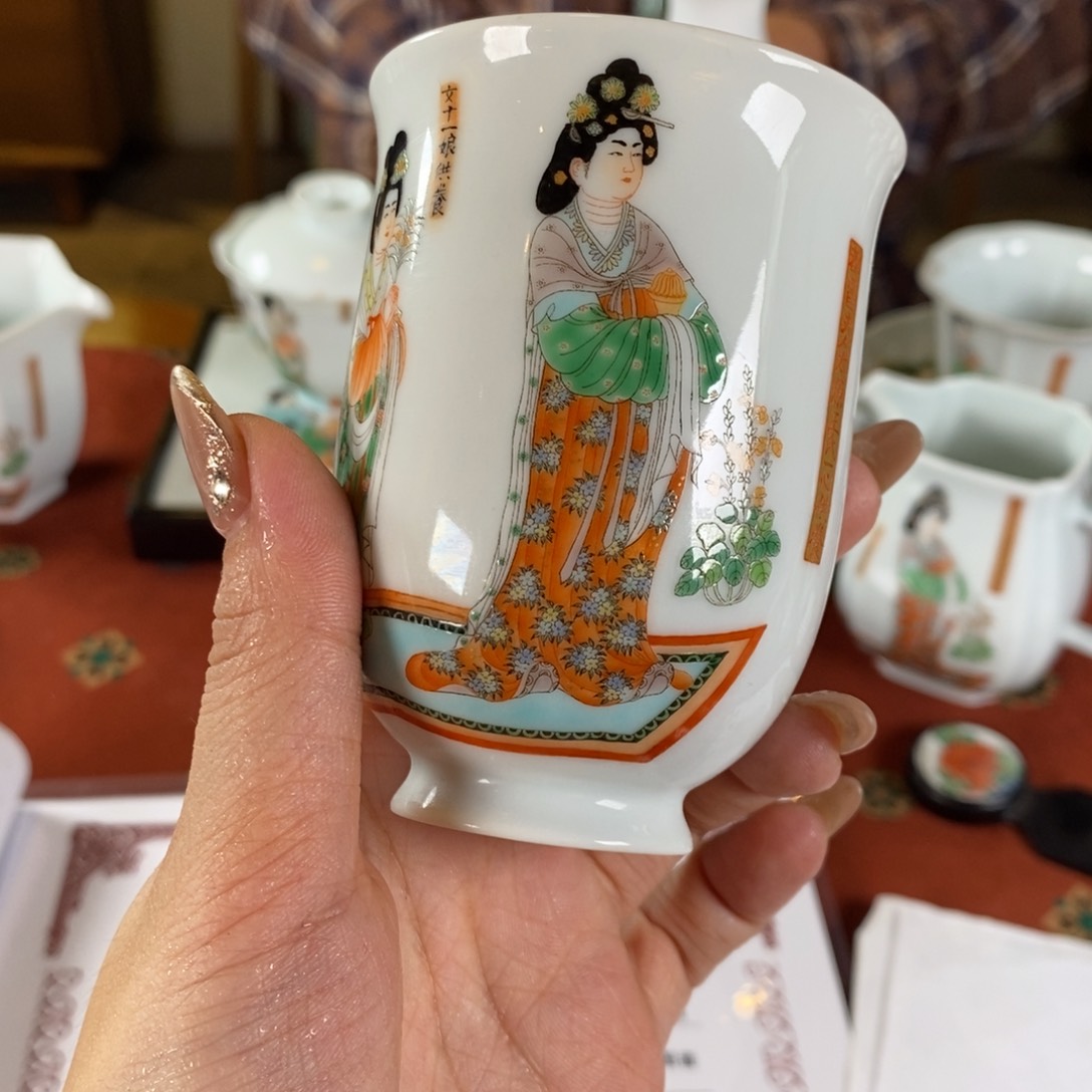 九鸣瓷外婆九鸣瓷外婆