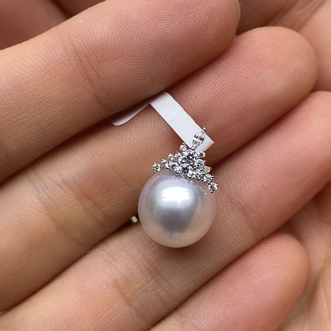 颈饰海水珍珠18K金镶嵌@@AD0039