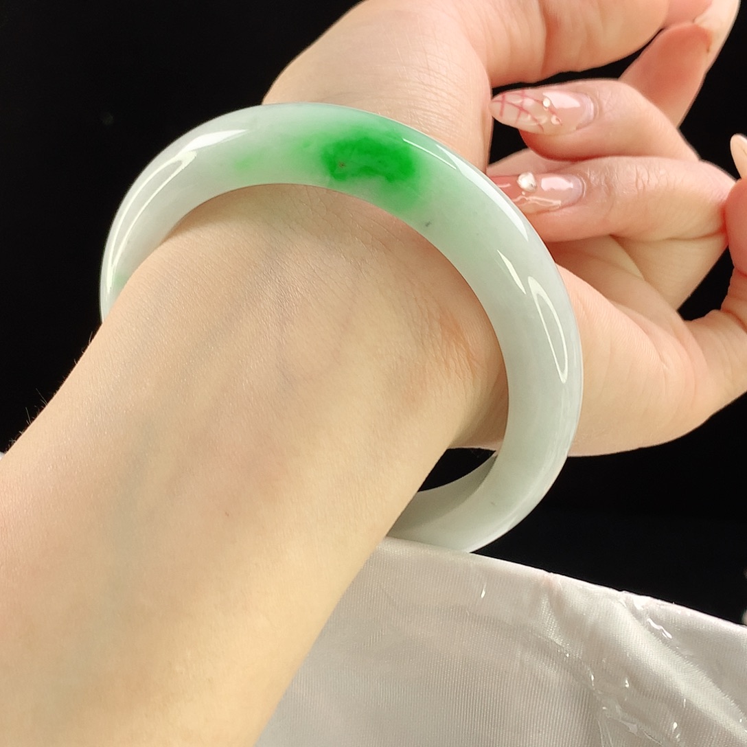 未镶嵌手镯翡翠813