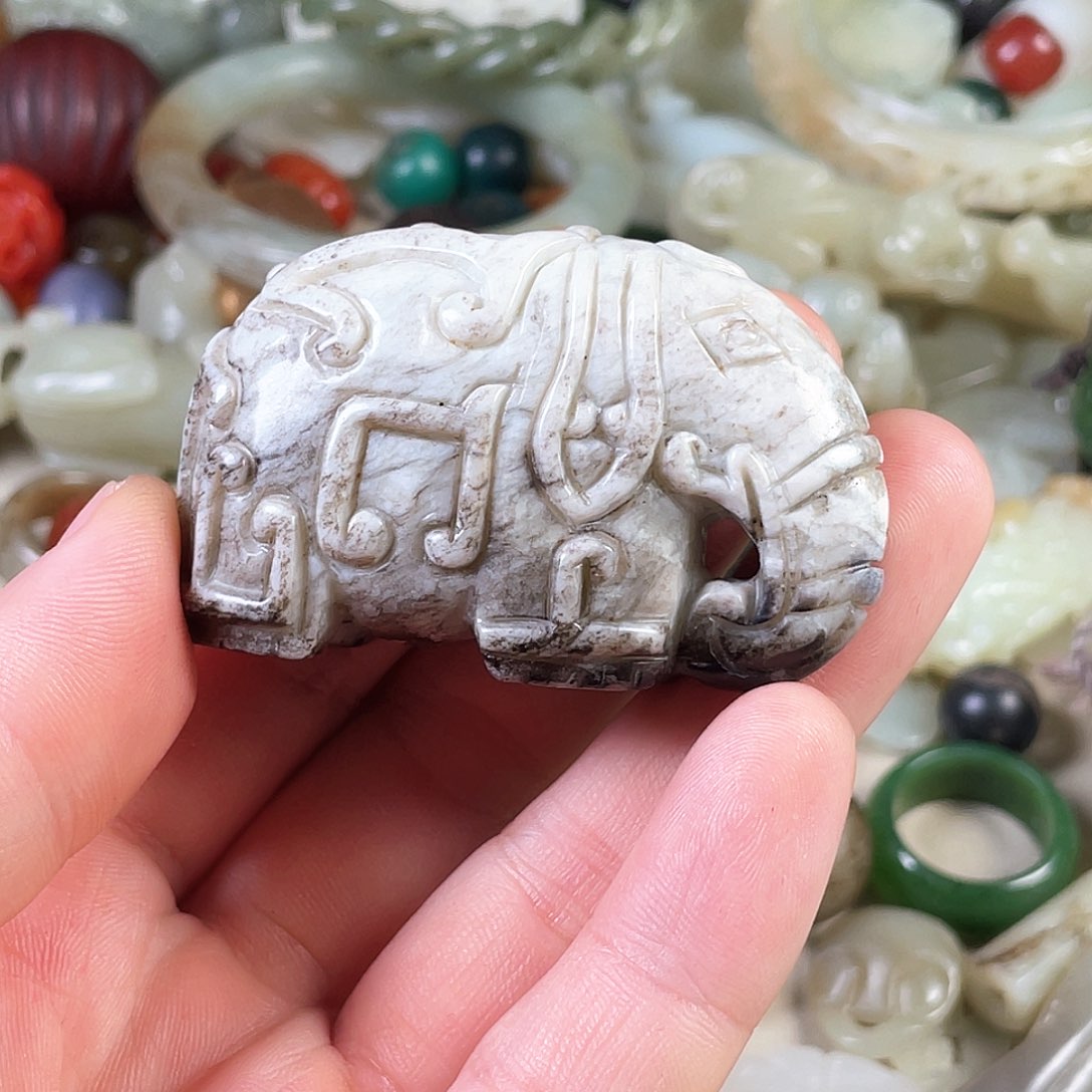 和田玉（糖玉）颈饰未镶嵌