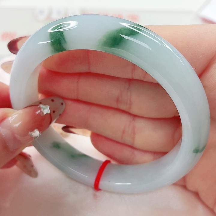 翡翠未镶嵌手镯57x785