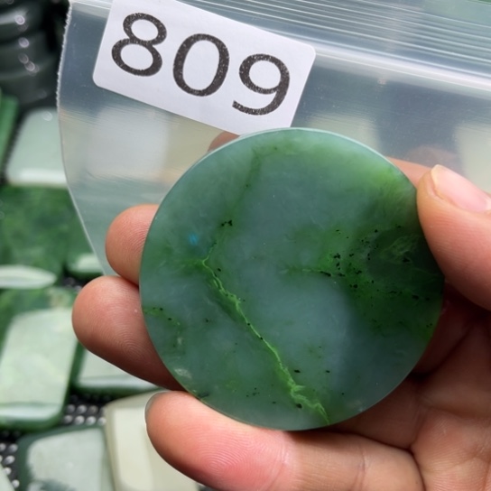 和田玉未镶嵌珠宝半成品