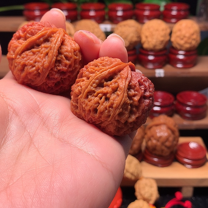 吊坠桃核七彩佛肚42尺寸