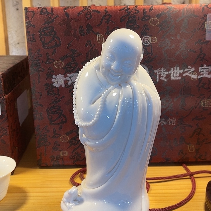 福利待遇多多哦哦哦