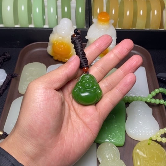 和田玉未镶嵌吊坠(不含链)