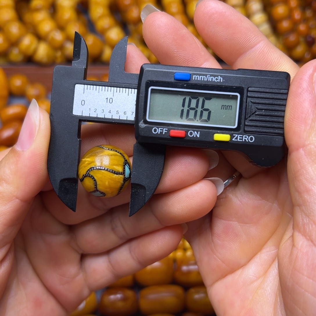 琥珀未镶嵌吊坠(不含链)