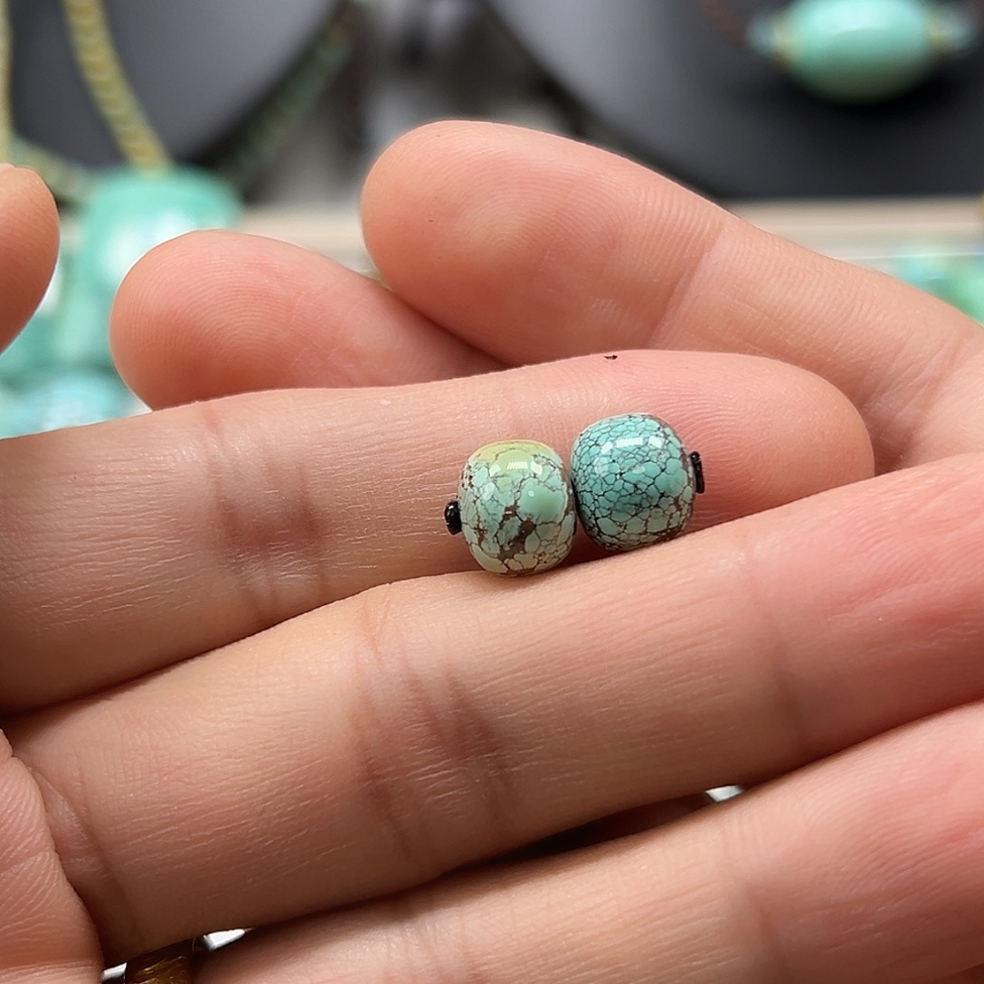 宝***桃绿松石未镶嵌珠宝奇石