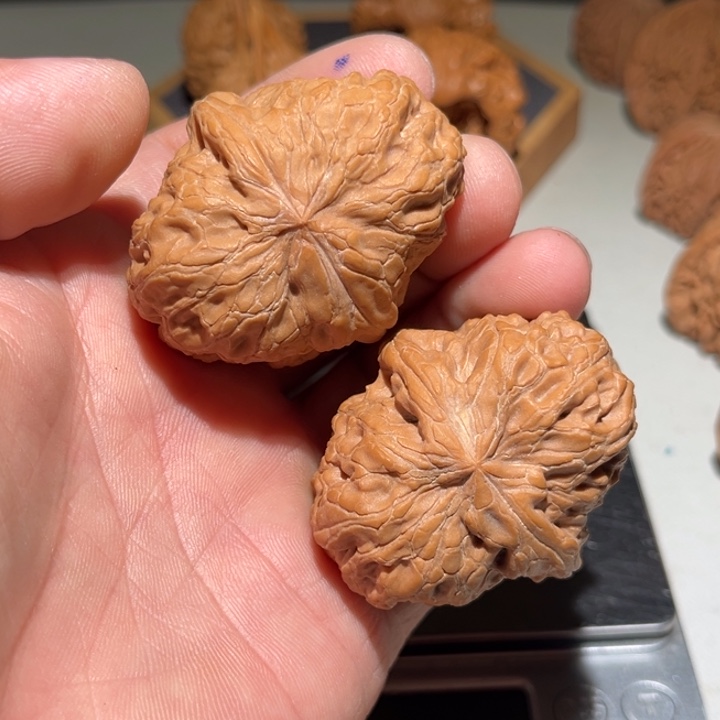 文玩核桃吊坠49.8超大驴打滚