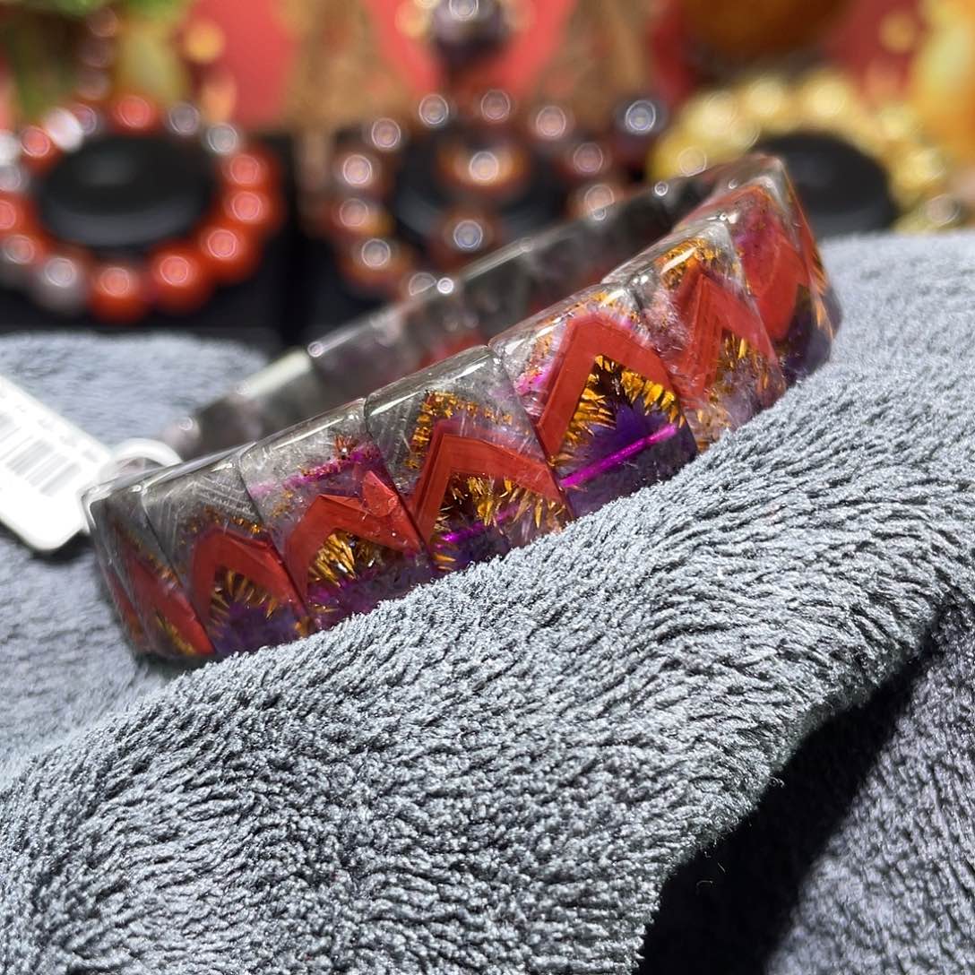 水晶极光手牌未镶嵌马****了