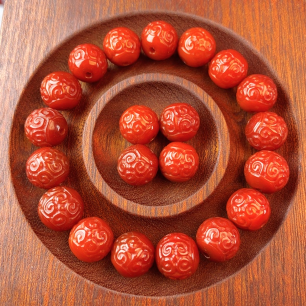 南红11mm+回纹圆珠川料雕刻 单珠（多样性发一个）1122