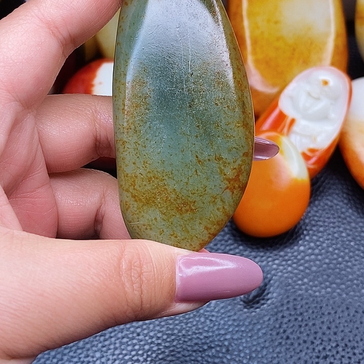 未镶嵌和田玉挂件