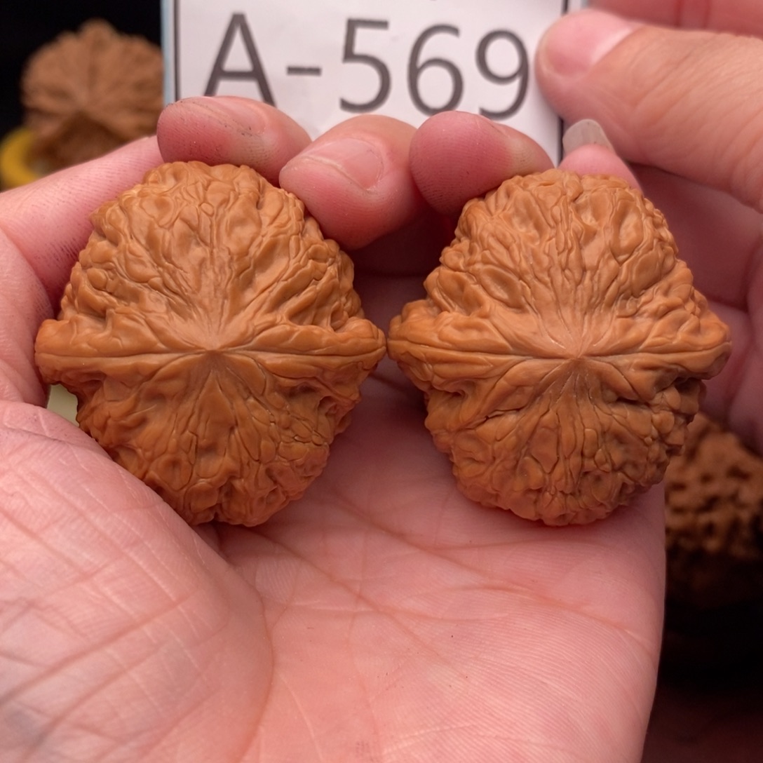 文玩核桃把件铁锤38