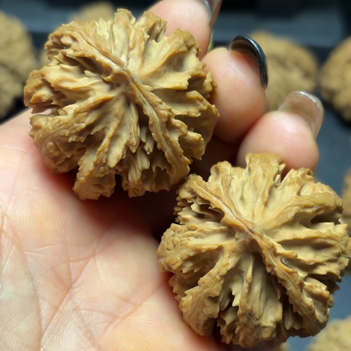 文玩核桃吊坠秦岭灯笼3