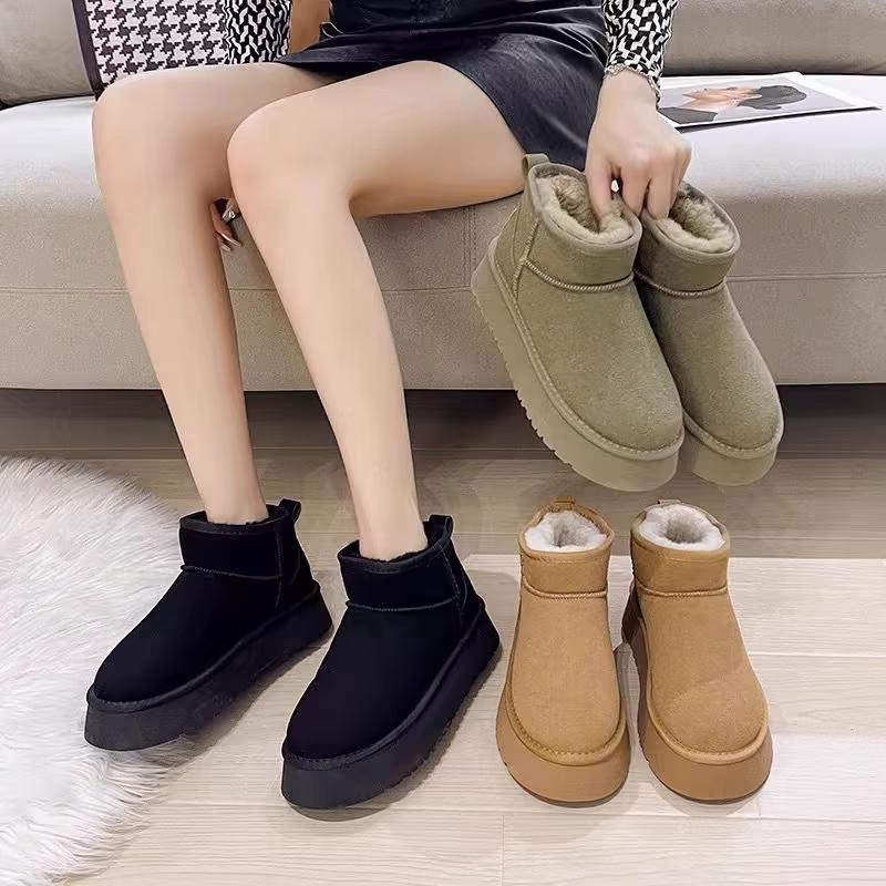 2025新款58668厚底真皮加绒雪地靴冬季短靴磨砂皮短筒保暖毛毛鞋