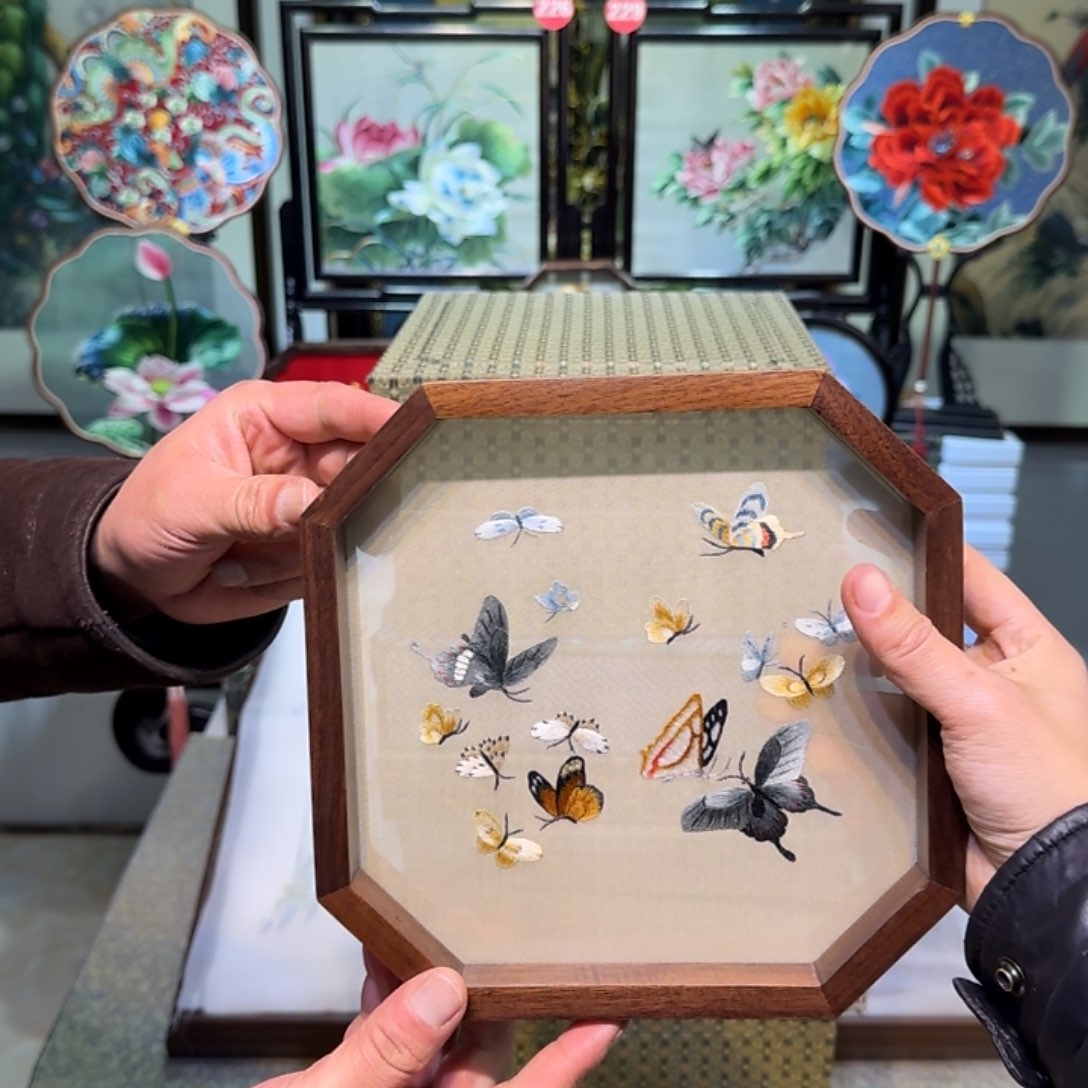 刺绣刺绣工艺精湛