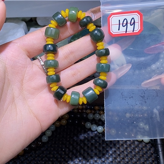 和田玉和田玉边角料随机发未镶嵌