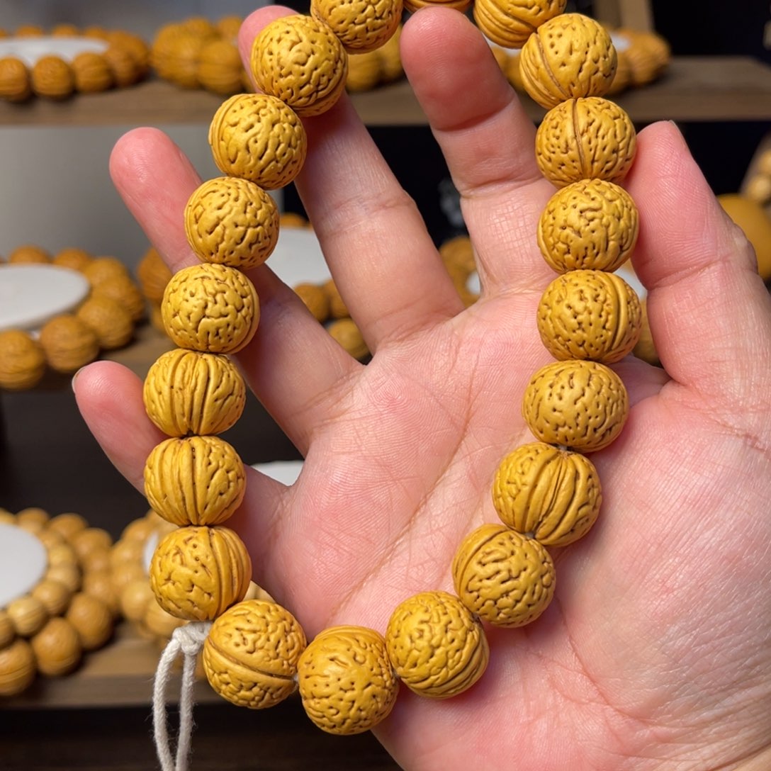 勿***心桃核皇冠17.5手持粉丝福利