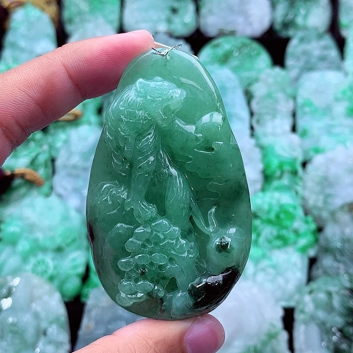 天然A货翡翠上山虎