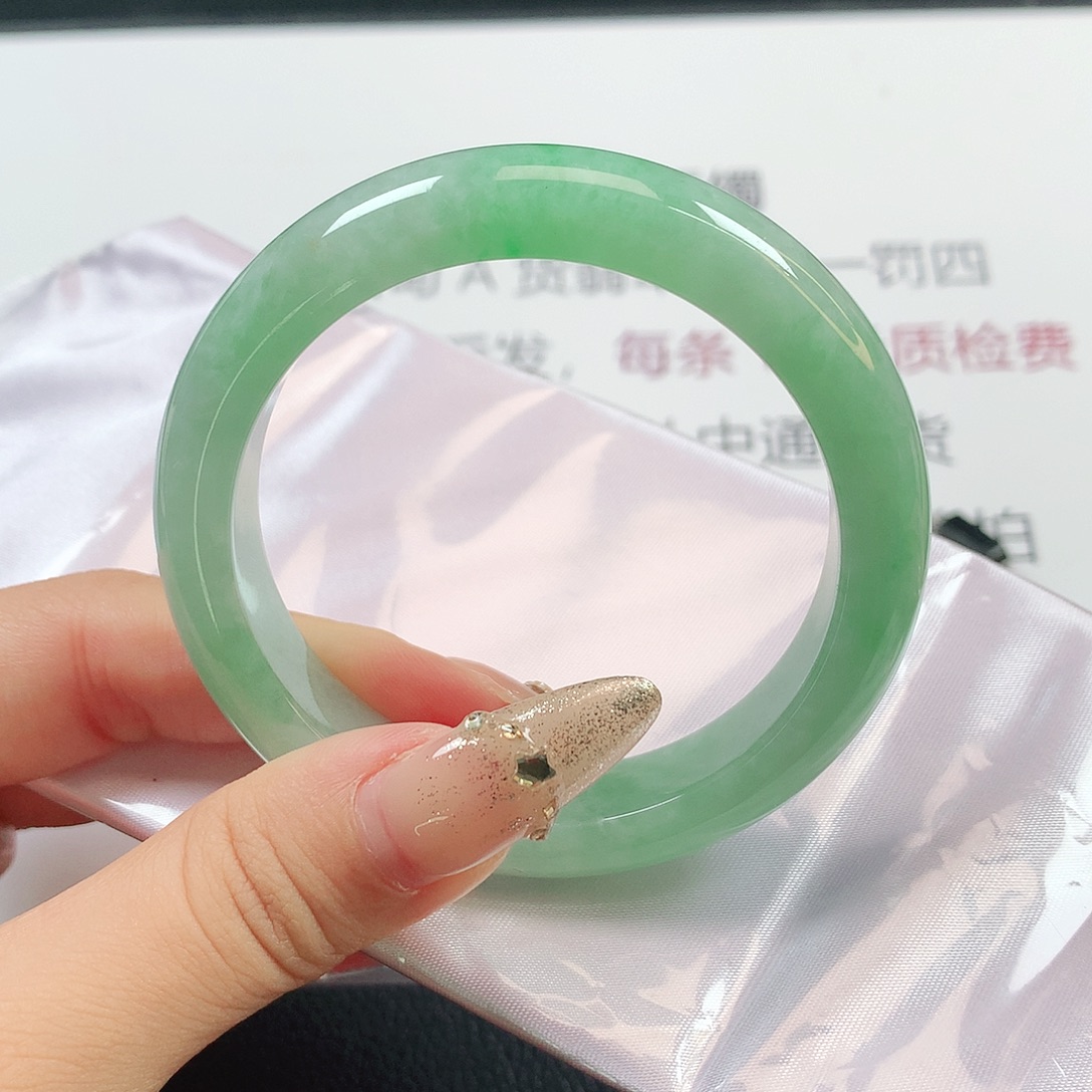 未镶嵌手镯翡翠1530