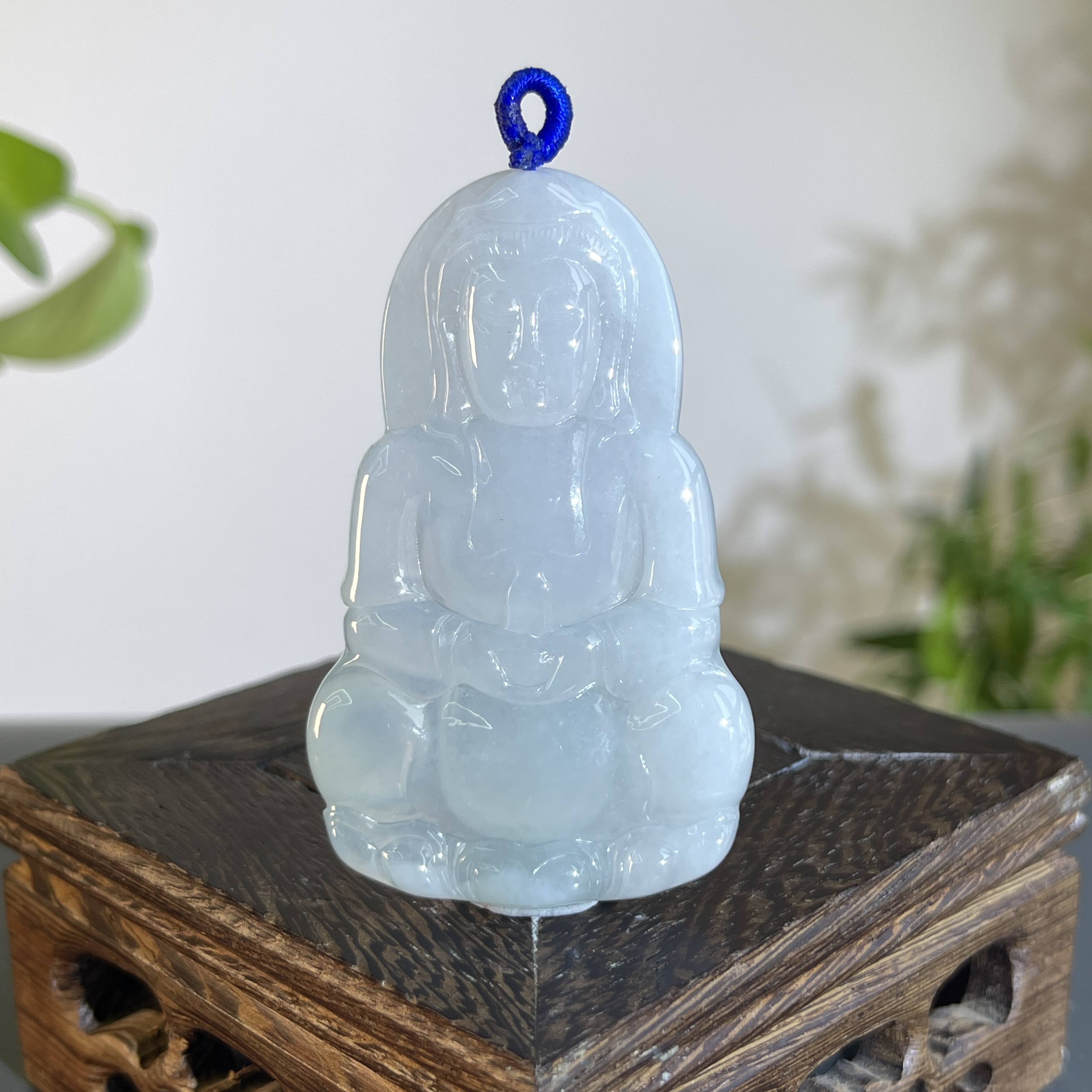 JTW09-110 天然缅甸翡翠A货 正装观音