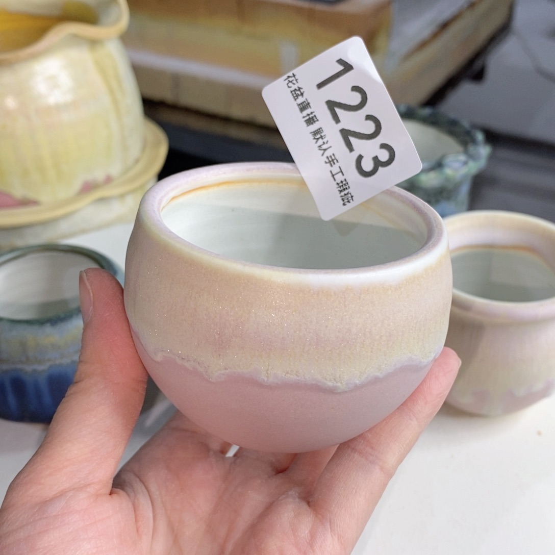 悠****花盆花盆花盆花盆