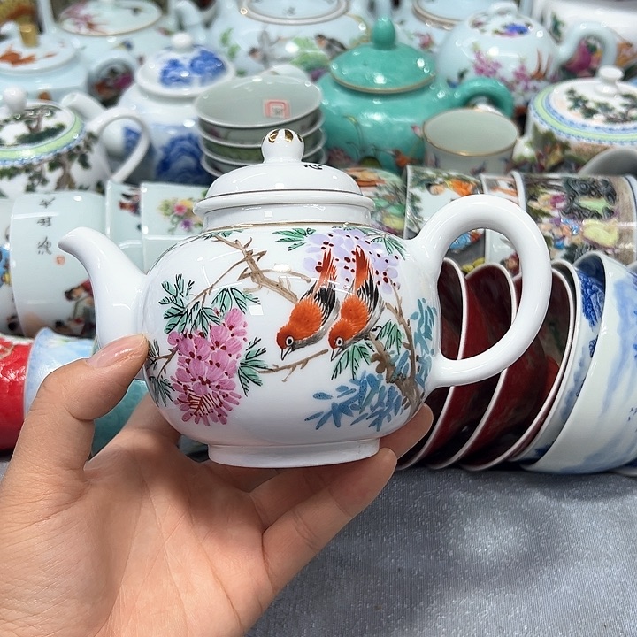 景德镇陶瓷艺术品