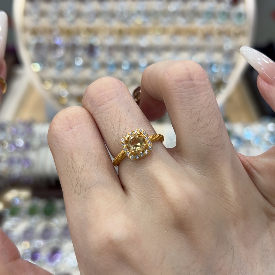 银S925镶嵌戒指黄晶