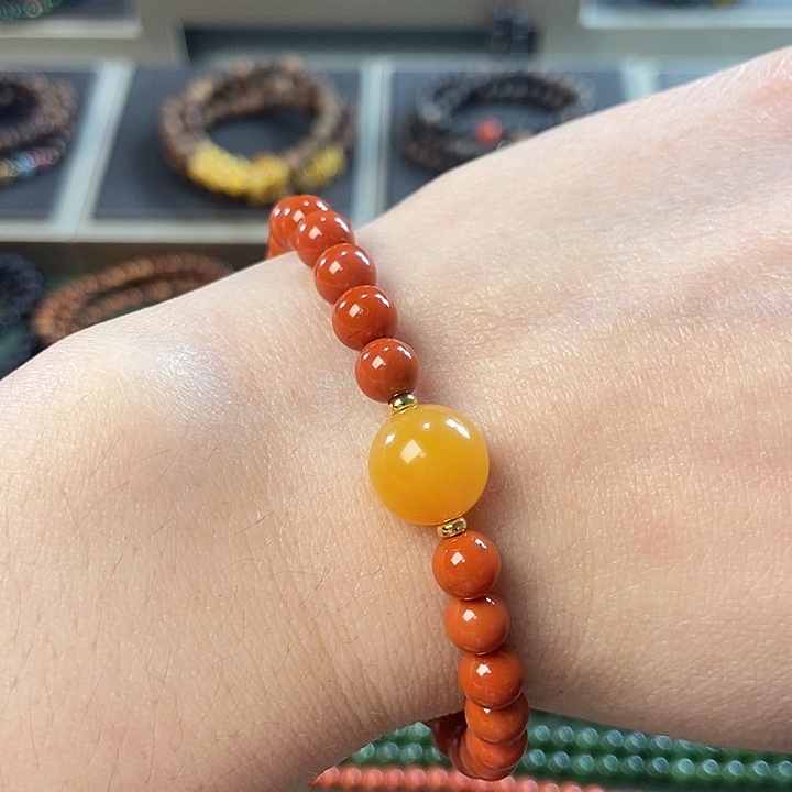 南红玛瑙手串未镶嵌0.