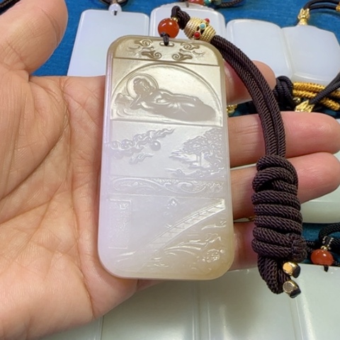 和田玉颈饰未镶嵌