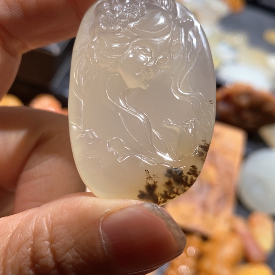 石英质玉（黄龙玉）未镶嵌黄龙玉