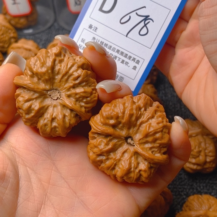 把件文玩核桃奔****?蛤蟆