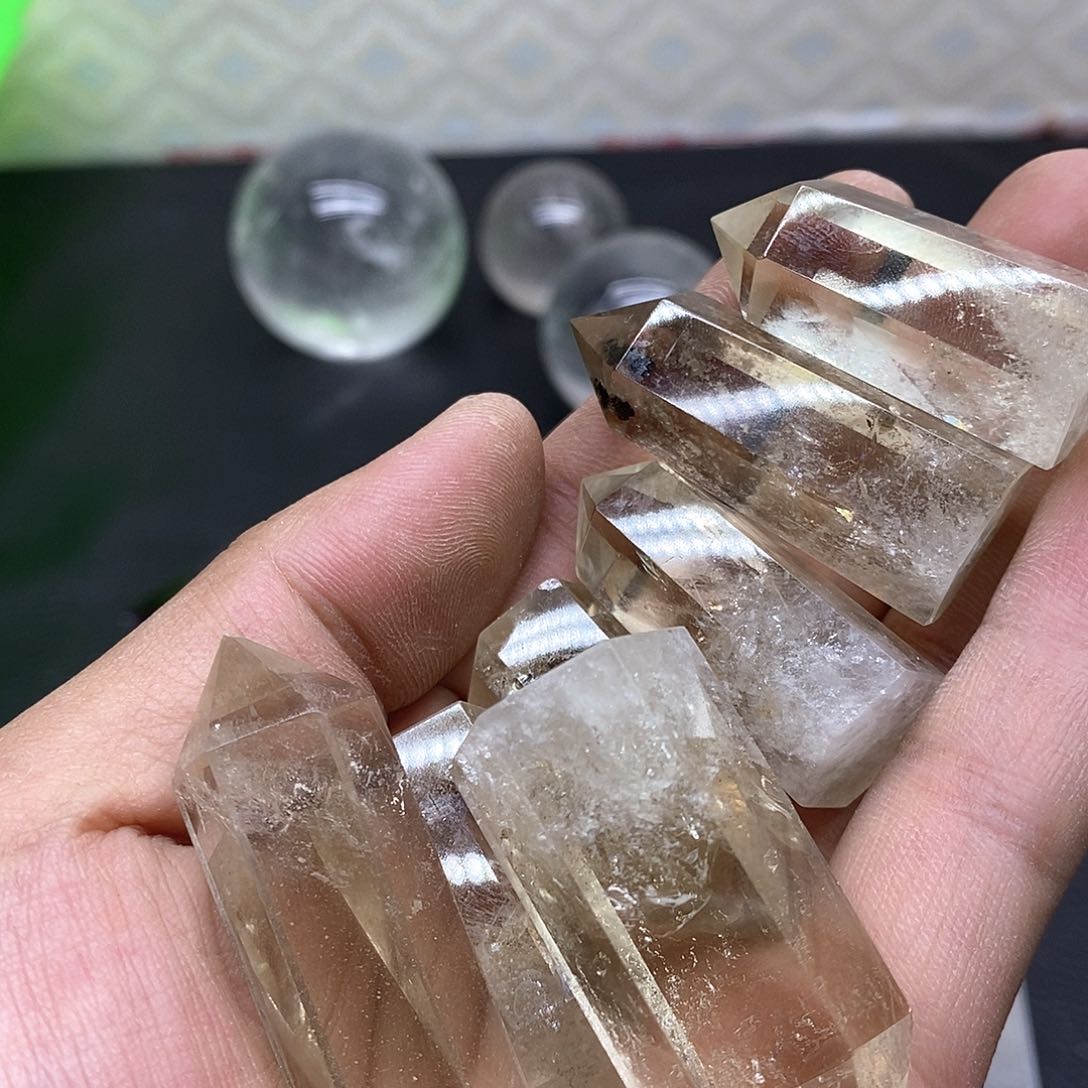  92未镶嵌水晶水晶石