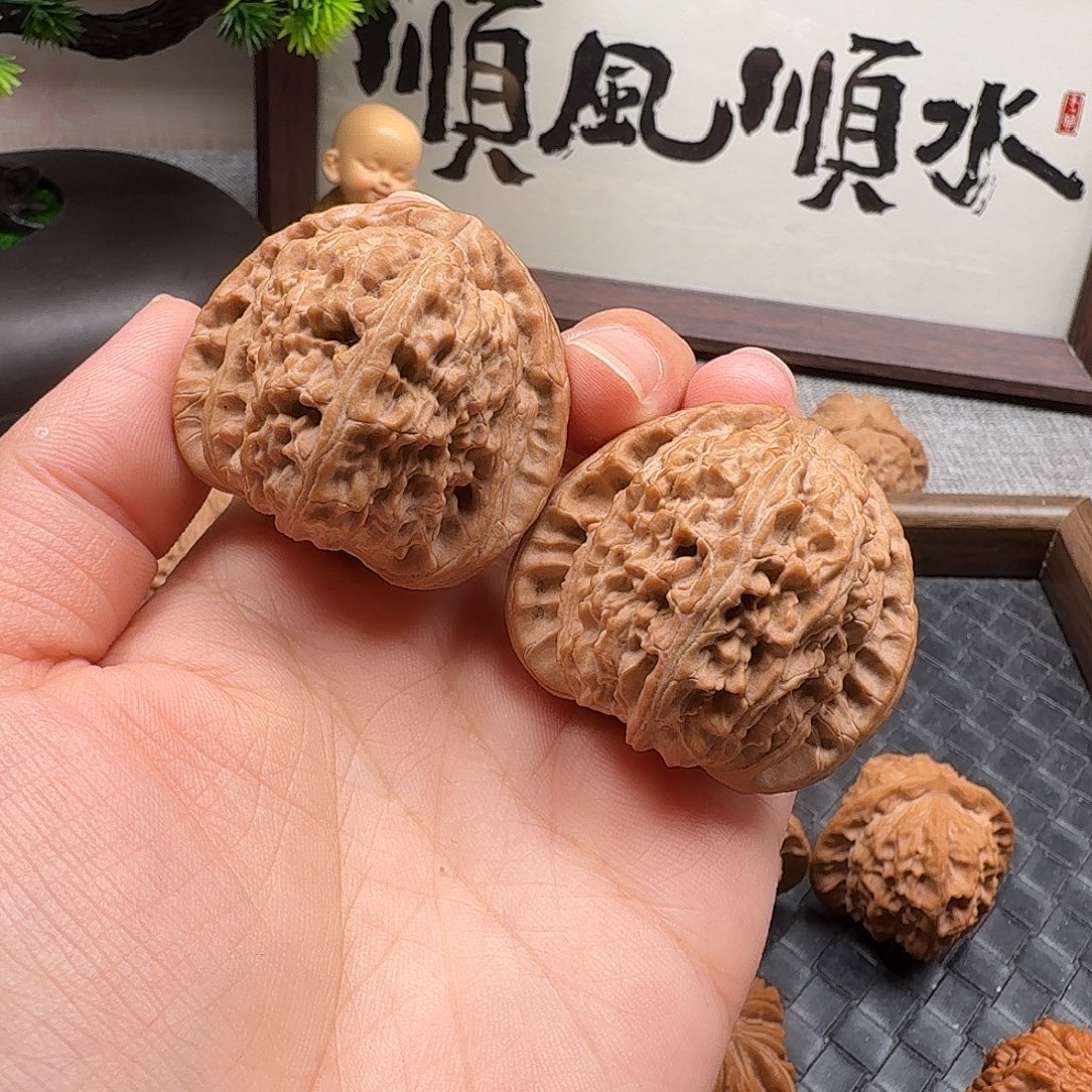 文玩核桃吊坠全品三角白43