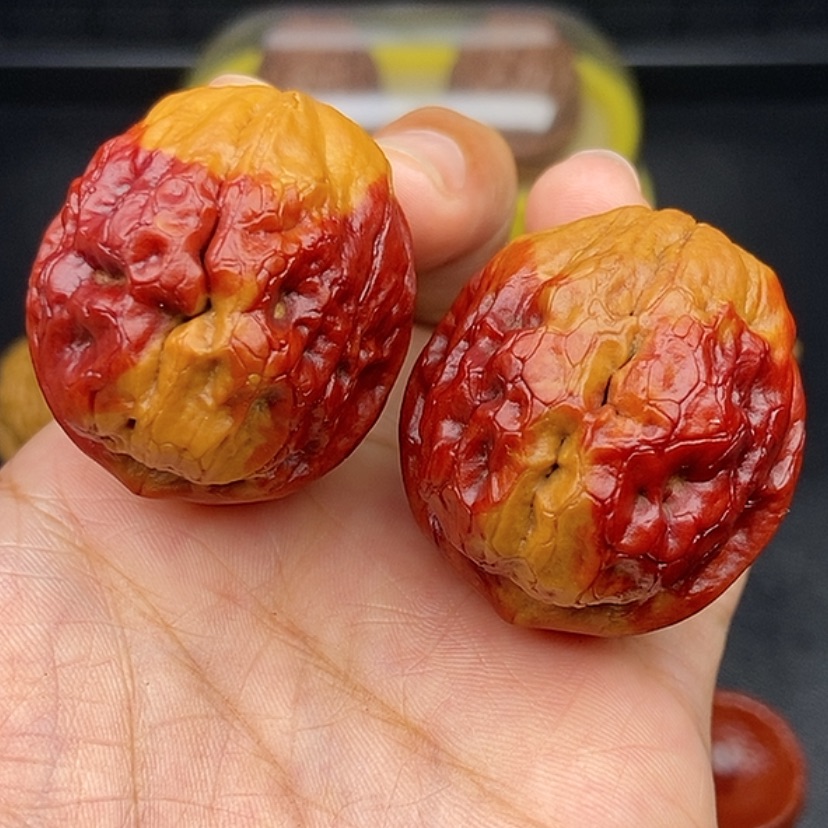 【闪购商品】文玩核桃把件若**40尺七彩疙瘩包