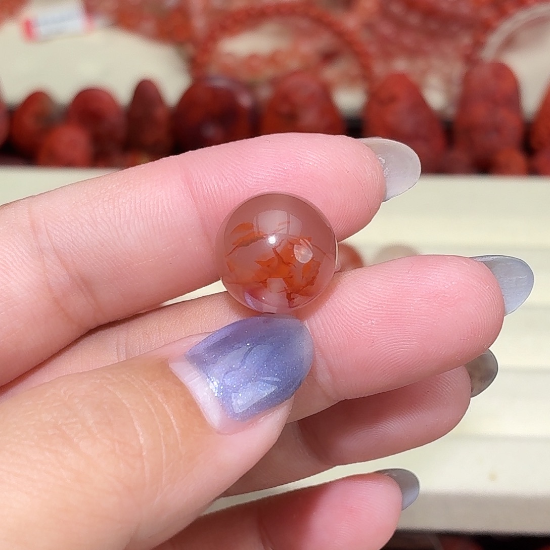 兰****南红玛瑙未镶嵌颈饰14咪