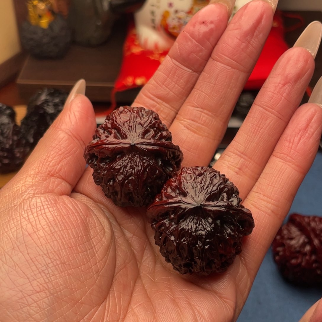 吊坠文玩核桃彩龙眼