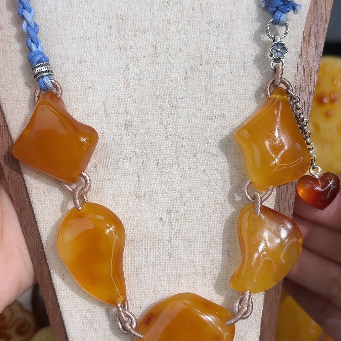 ****下琥珀未镶嵌裸石我