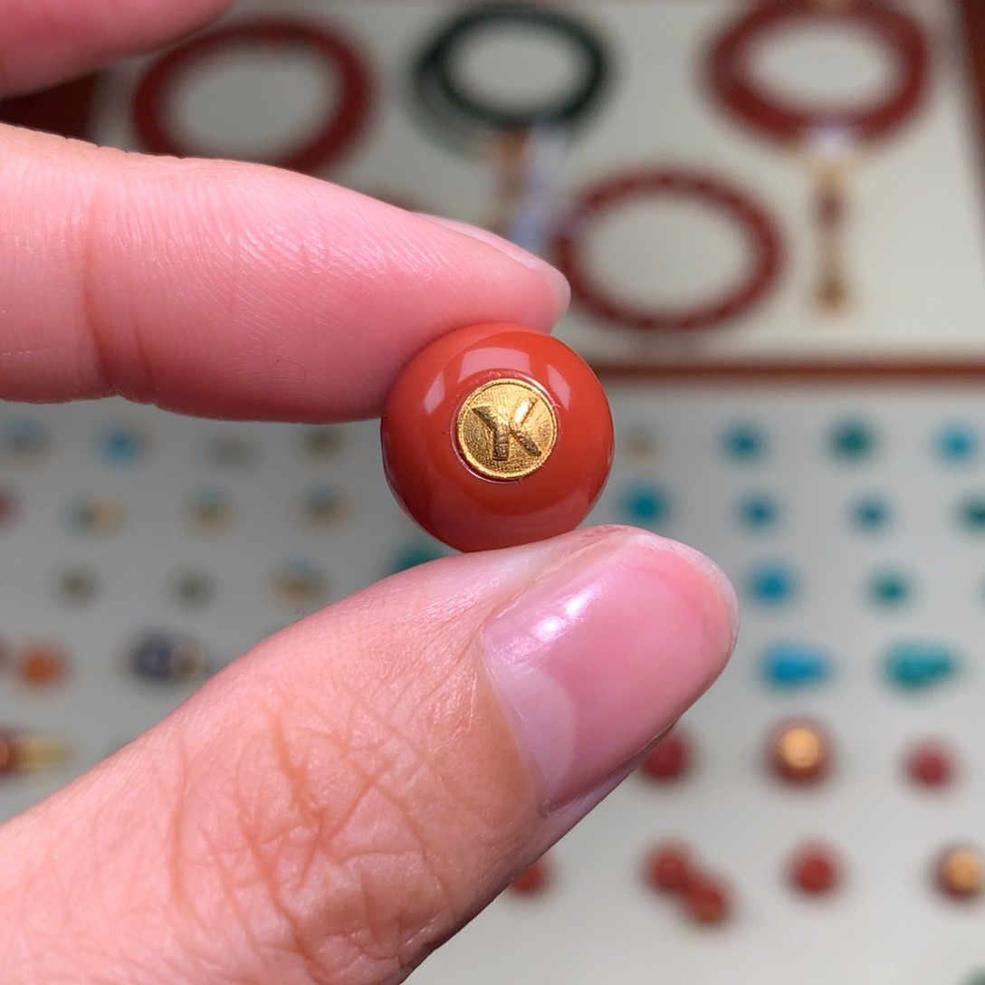 南红玛瑙颈饰未镶嵌