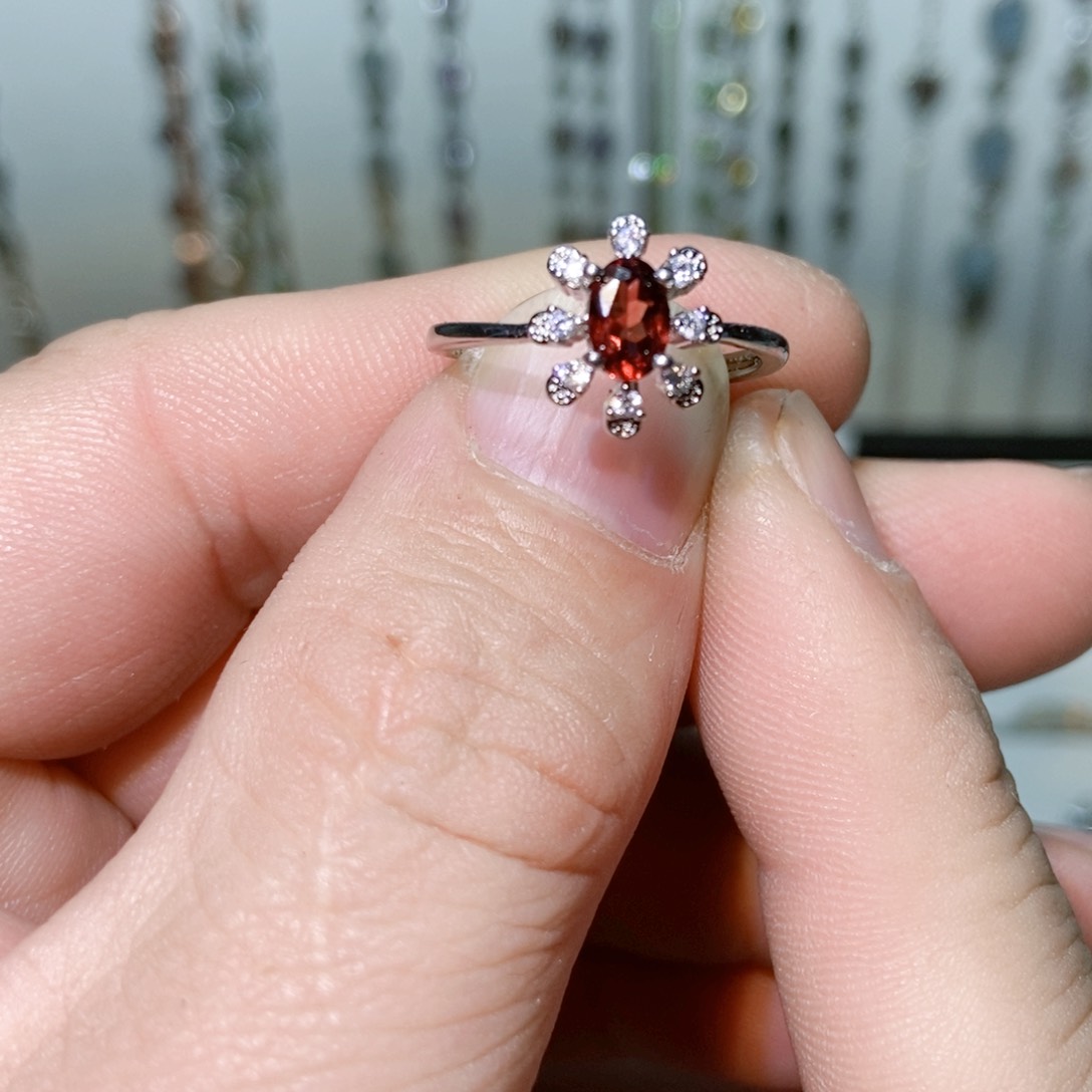 绿水晶戒指银S925镶嵌